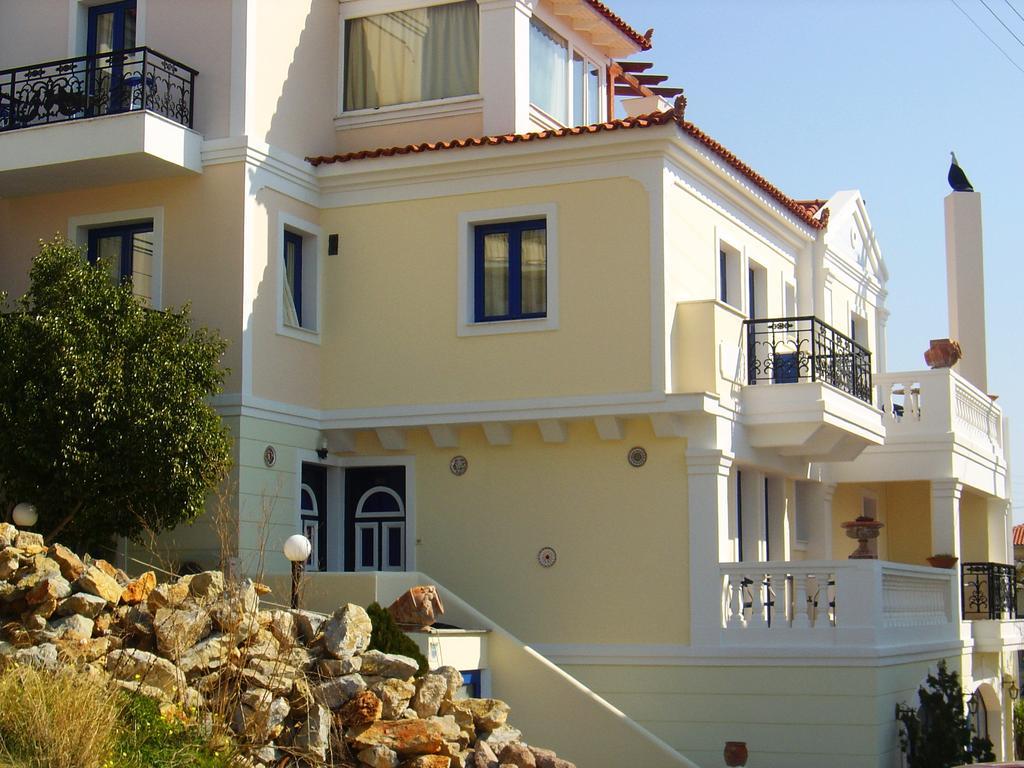 Kalimera Hotel Poros Town Exterior photo